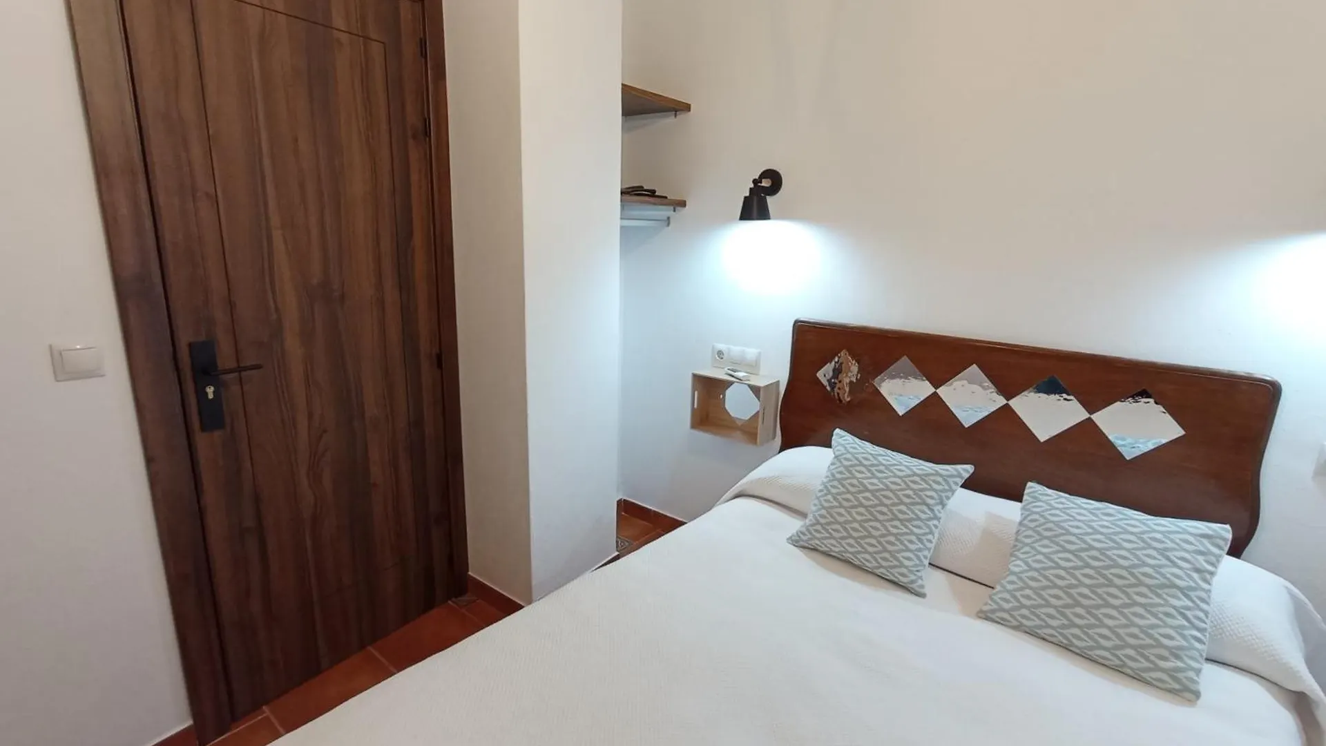 Apartment El Detalle Apartamento Y Estudio Zahara De La Sierra