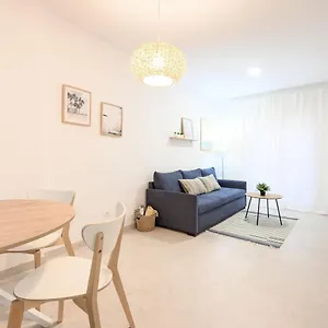 New 1 Bedroom At 4 Min To The By 10tosea Apartment